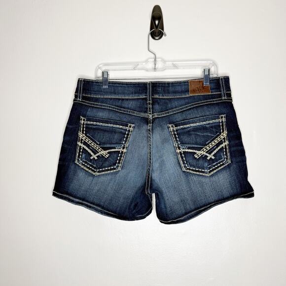 BKE Culture Mid Rise Stretch Distressed Denim Shorts VTG Y2K Women’s Size 32 - Picture 4 of 9